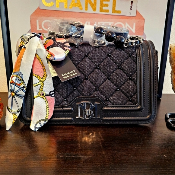 Badgley Mischka Black Quilted Denim Bag display picture 2